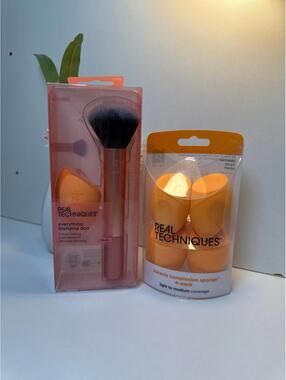 BUNDLE 2 Real Techniques Makeup brush and Sponge